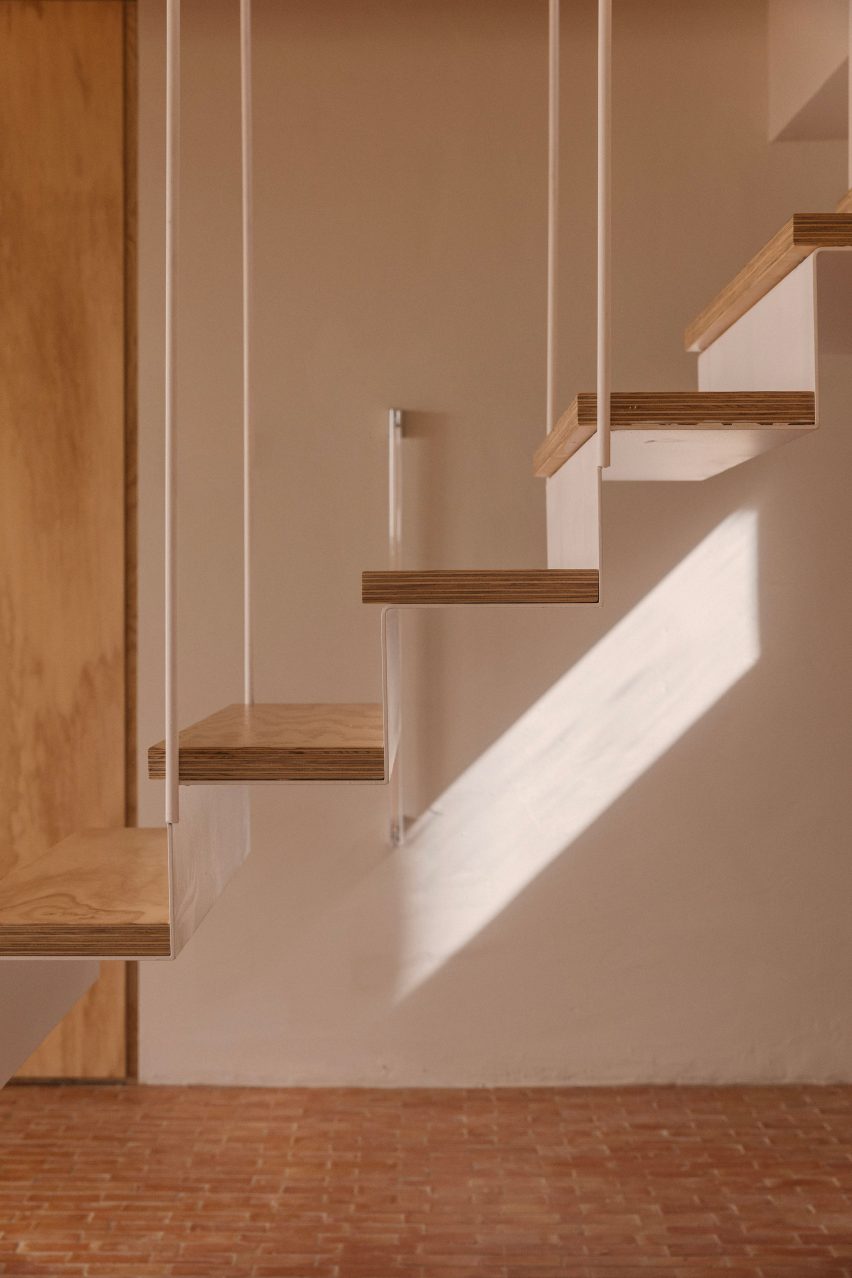 Rosa María House by Delavegacanolasso