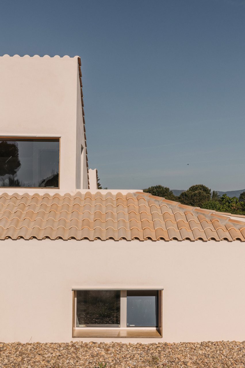 Rosa María House by Delavegacanolasso