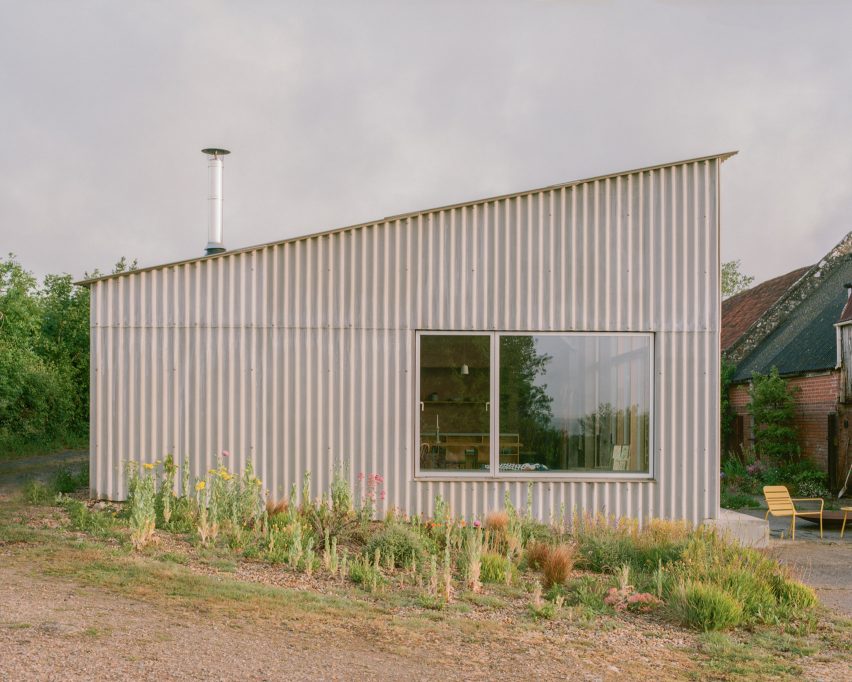 South Barn by Studio Weave