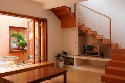Living space within Terracotta Breath home