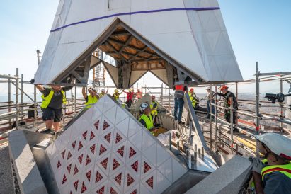 Tower of Jesus Christ under construction