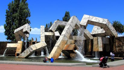 Vaillancourt Fountain