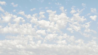 "Lofty white" Cloud Dancer