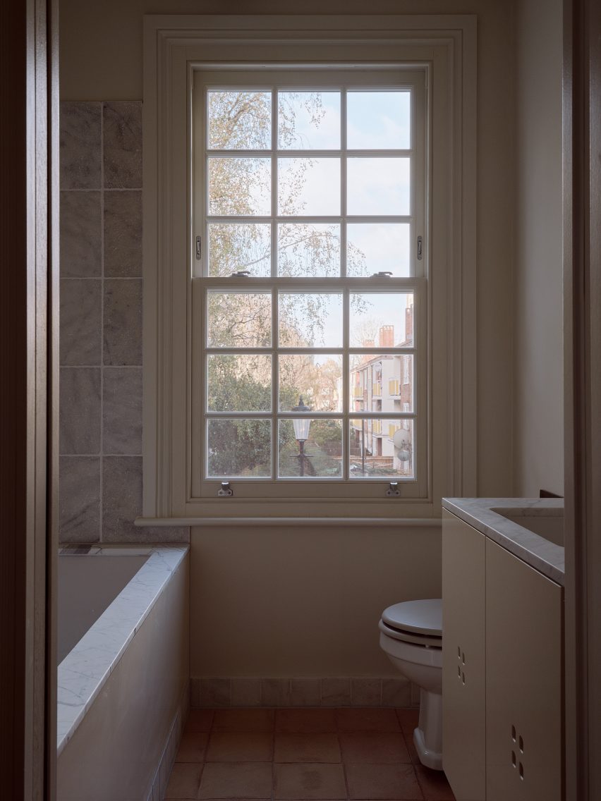 Alta townhouse in Holland Park, London designed by Flawk