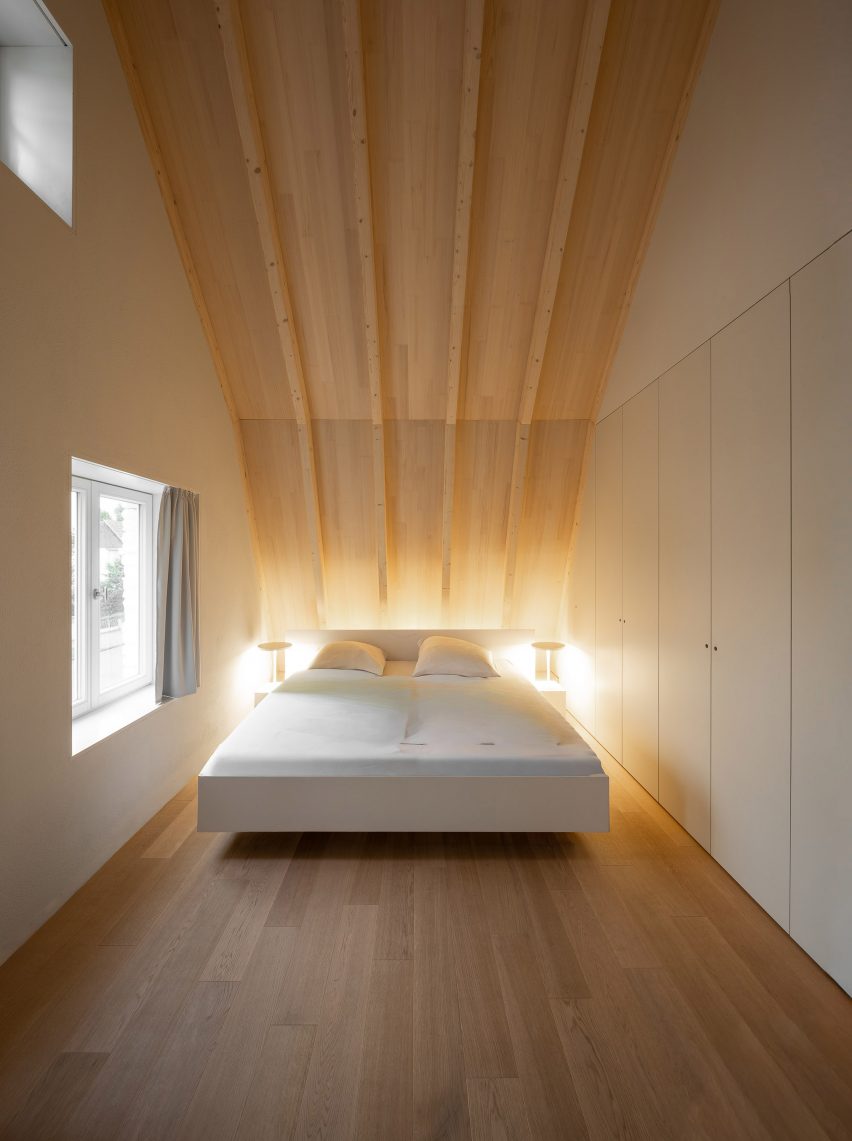 Brick to Light by Andreas Schüring Architekten