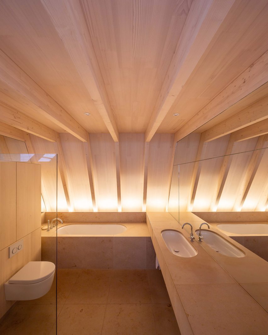 Brick to Light by Andreas Schüring Architekten