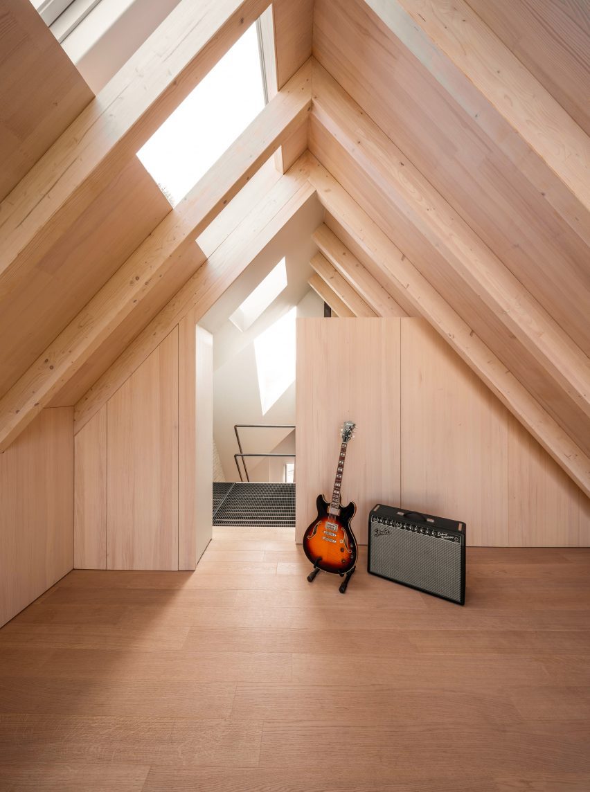Brick to Light by Andreas Schüring Architekten