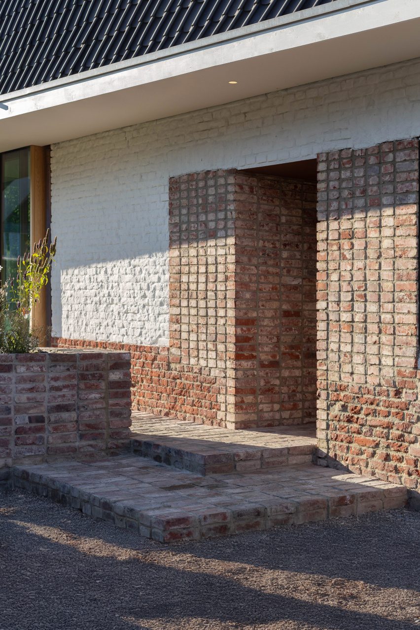 Brick to Light by Andreas Schüring Architekten
