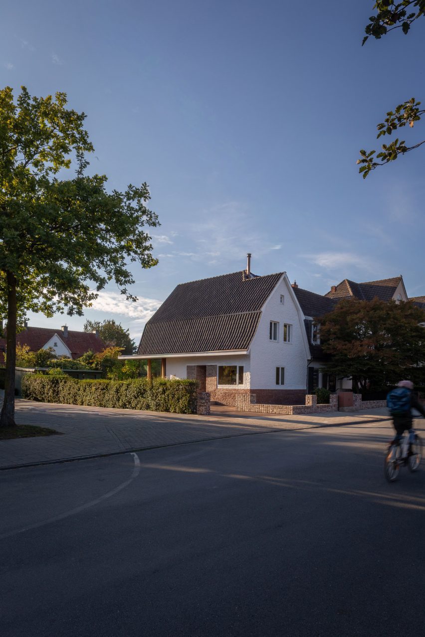 Brick to Light by Andreas Schüring Architekten