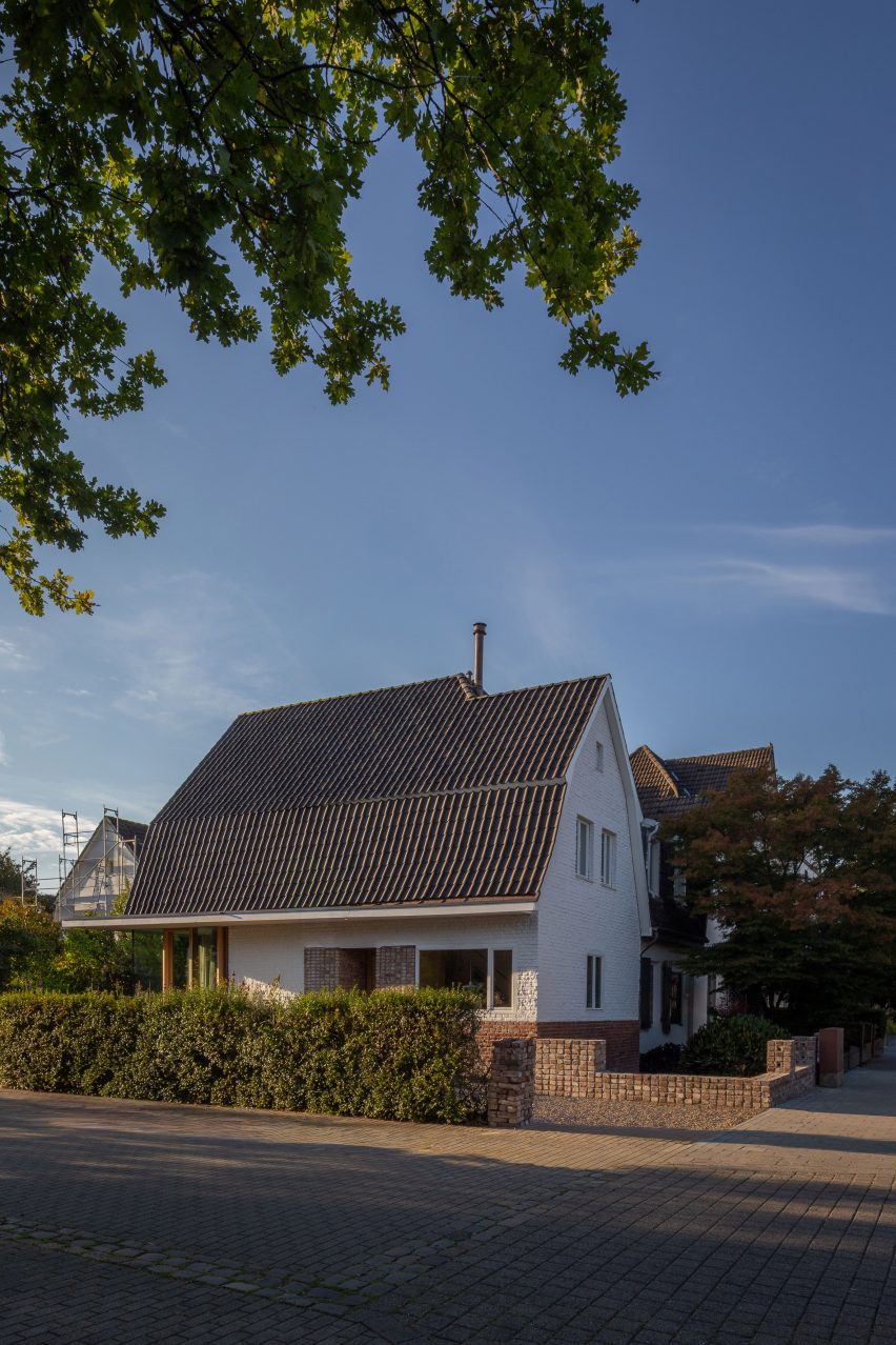 Brick to Light by Andreas Schüring Architekten