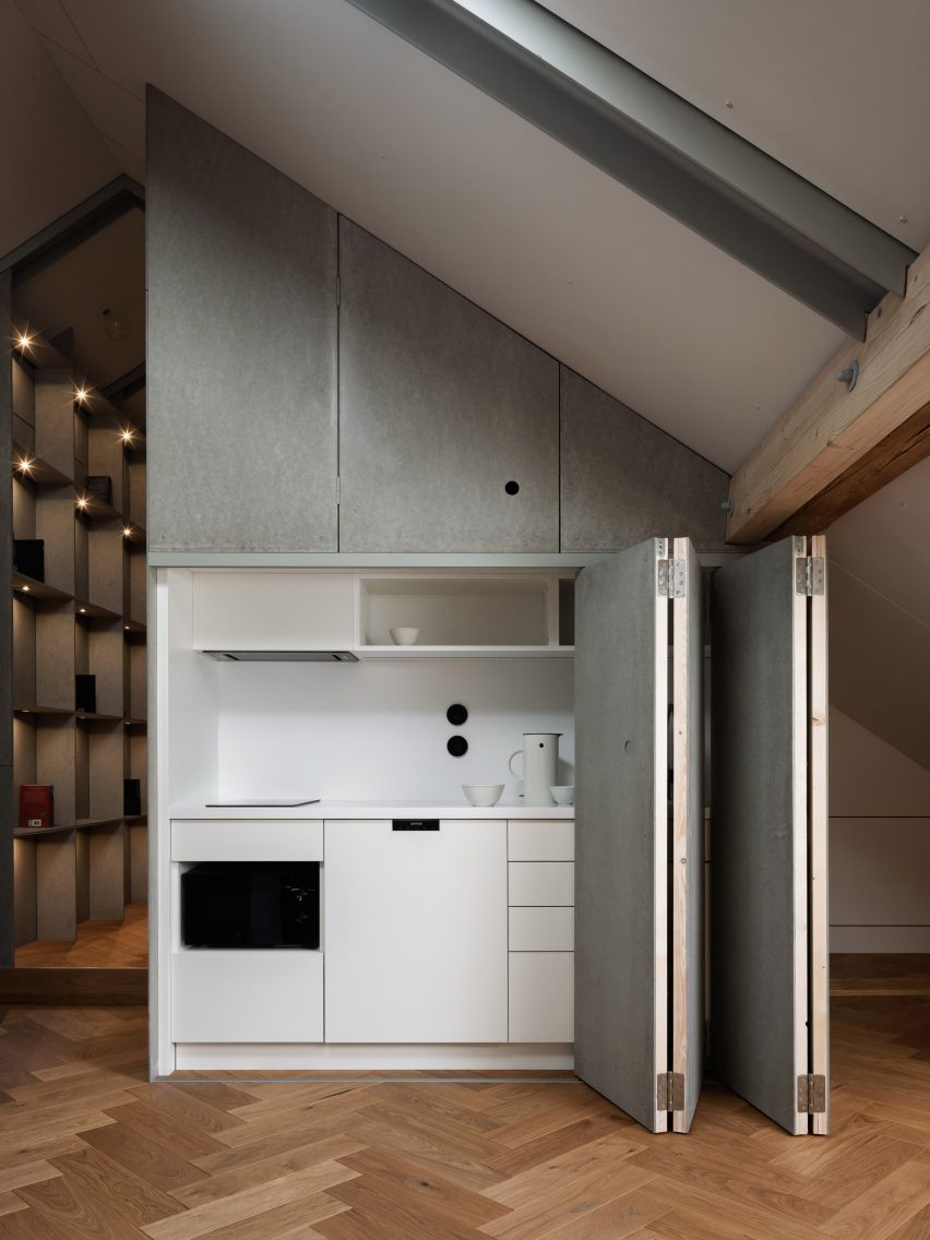 Borová Lada Cottage by Studio Plyš