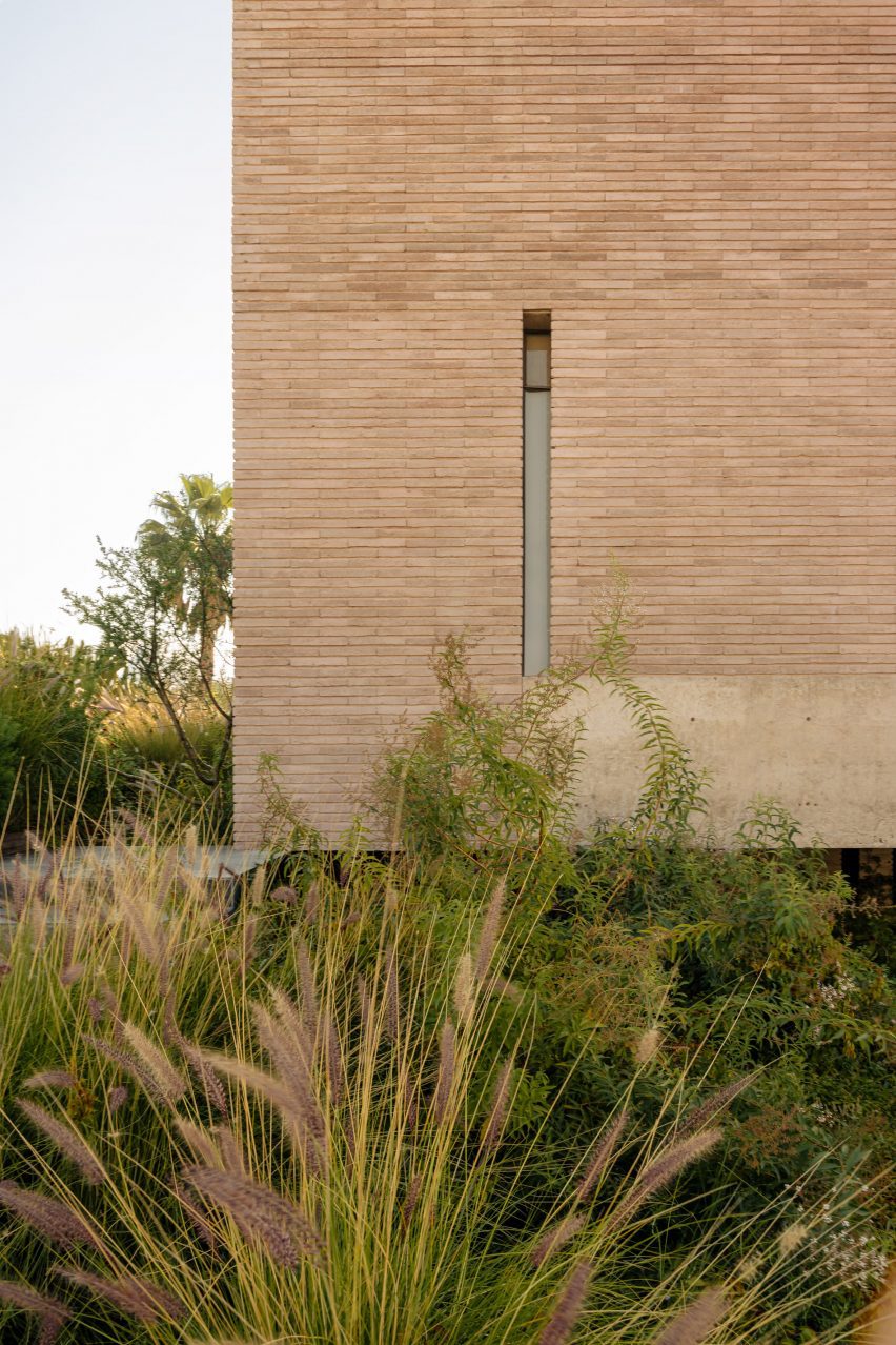 House made of concrete blocks