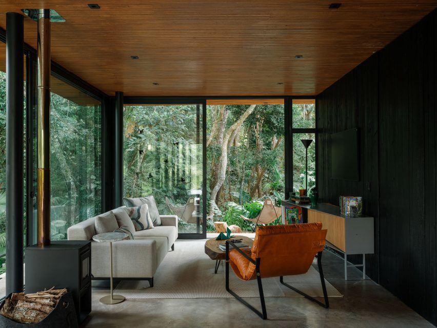 Casa Guapuruvus in Cornetta Arquitetura