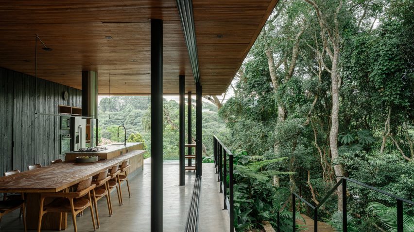 Casa Guapuruvus in Cornetta Arquitetura