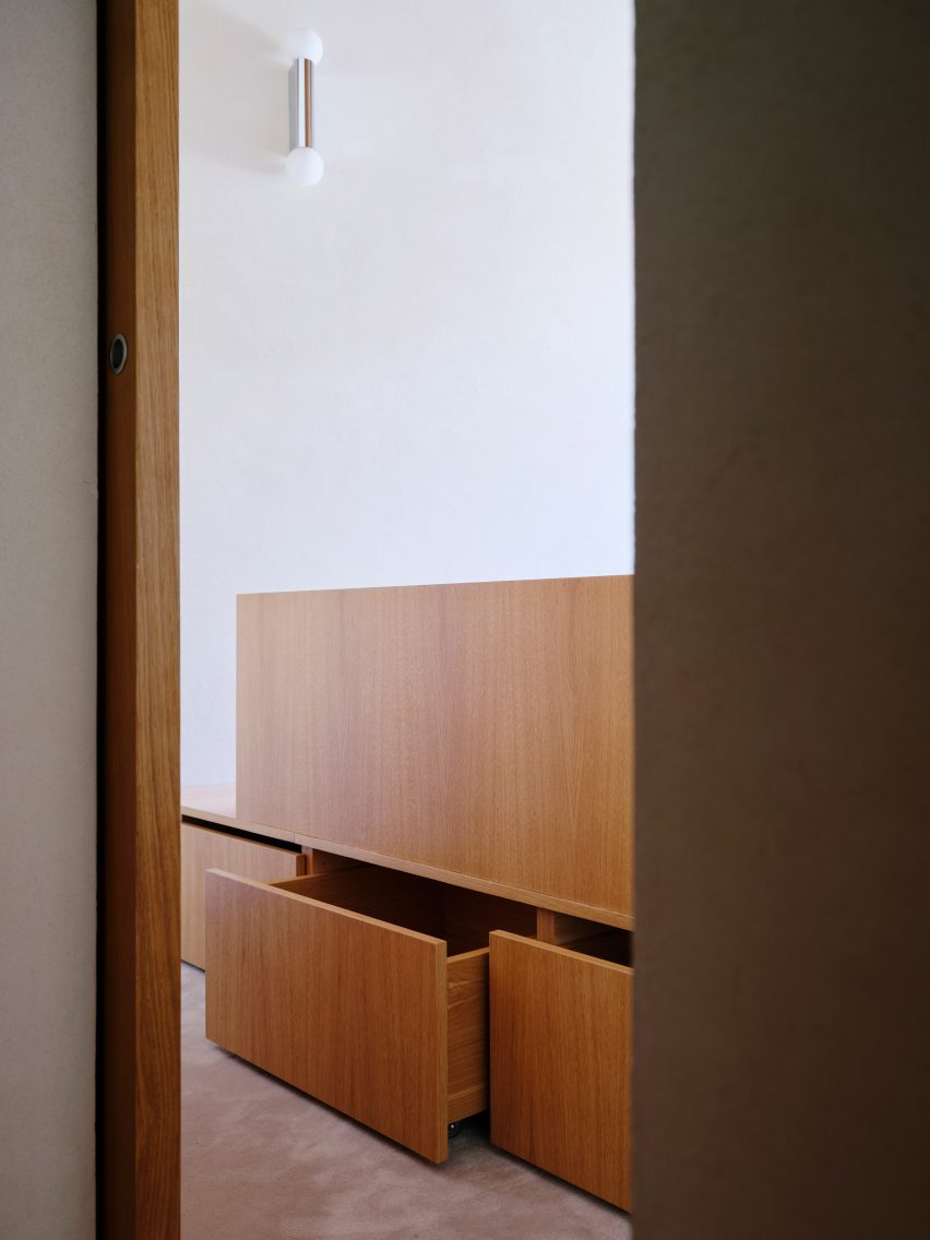 Storage in Co.arch Studio apartment renovation in Mario Galvagni's Giomein