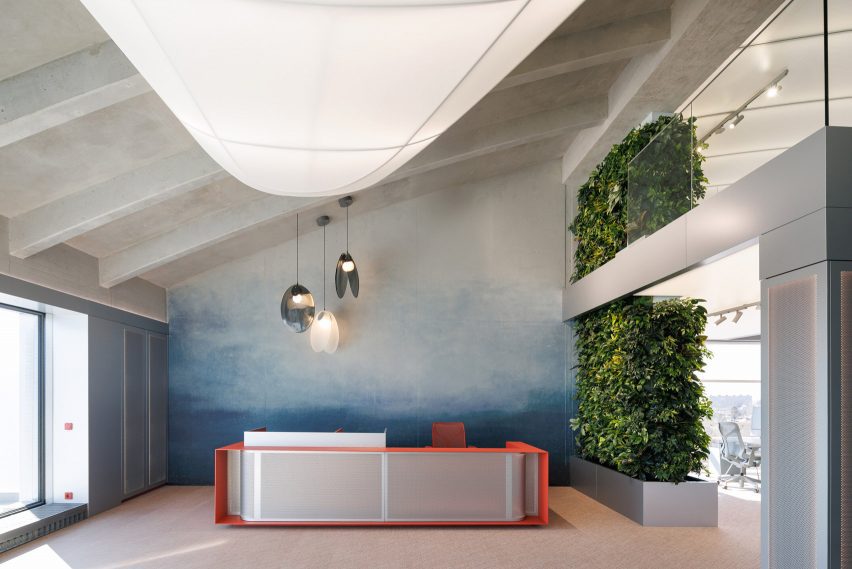 Deveron office in Prague designed by Cisarstudio