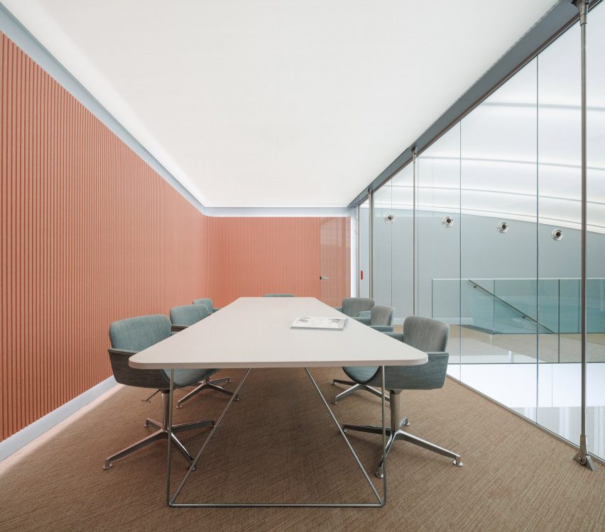 Deveron office in Prague designed by Cisarstudio