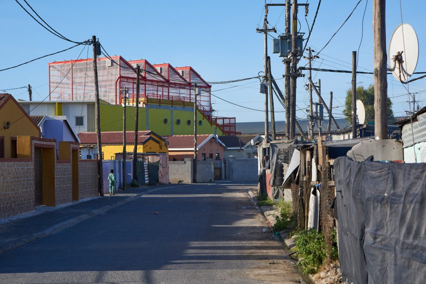 Soweto Caracas Community Centre by Empower