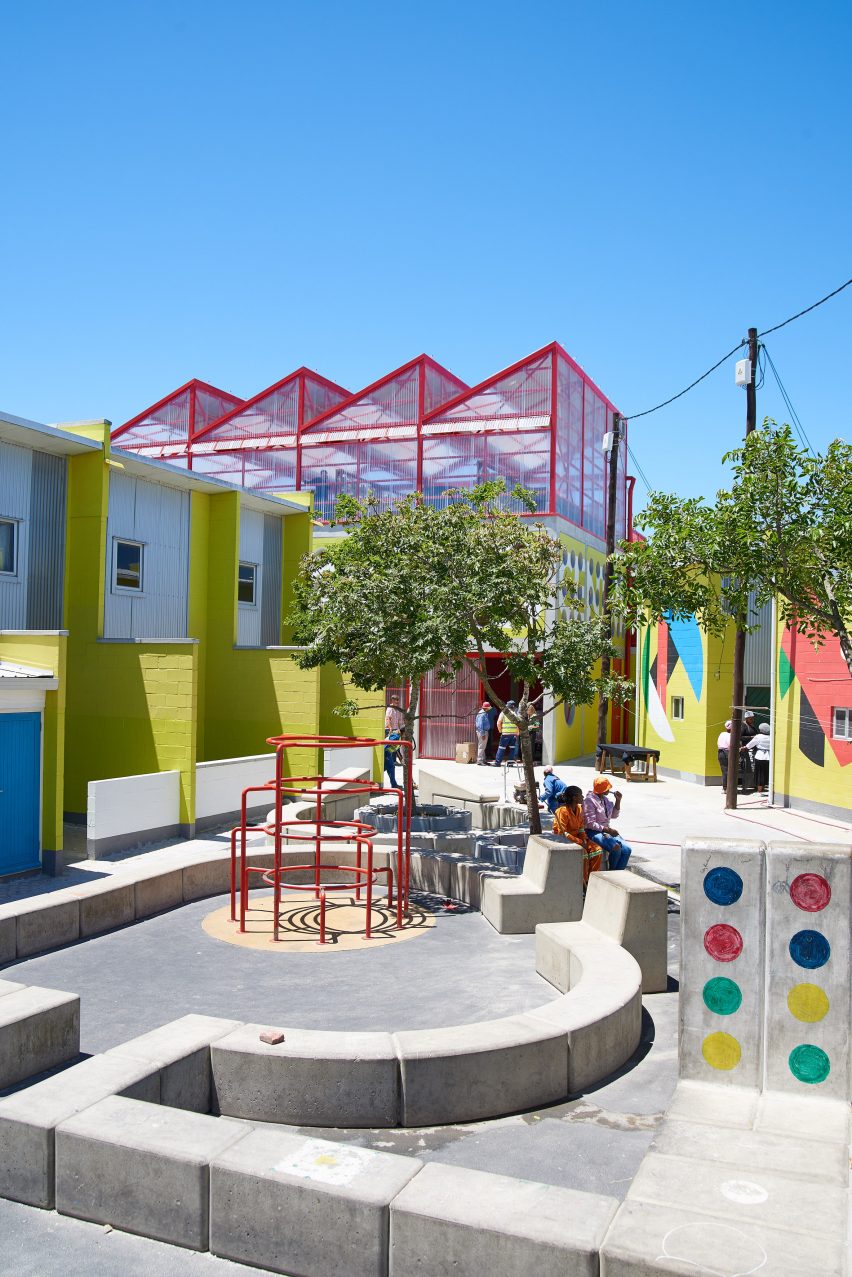 Soweto Caracas Community Centre by Empower