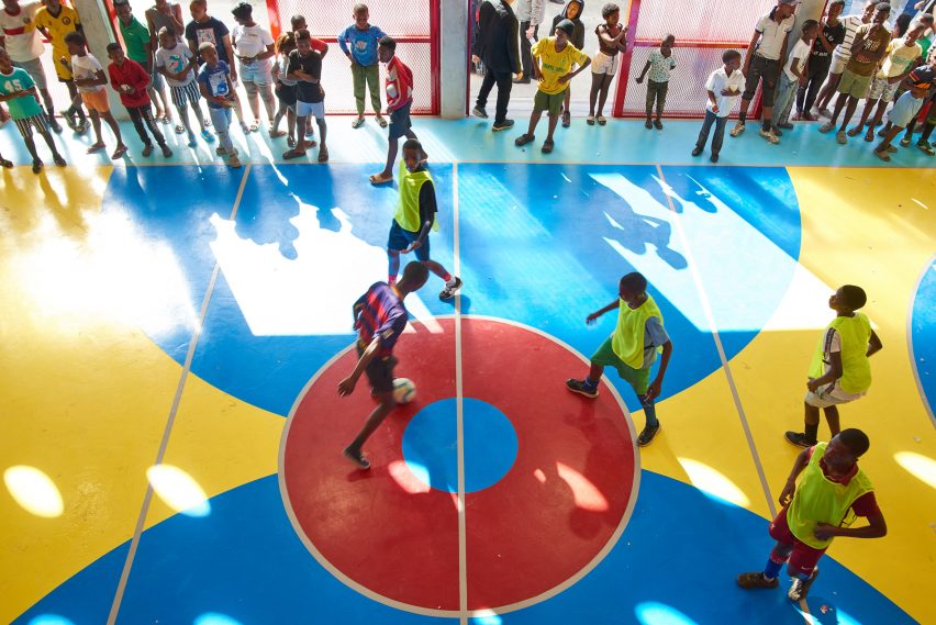 Soweto Caracas Community Centre by Empower