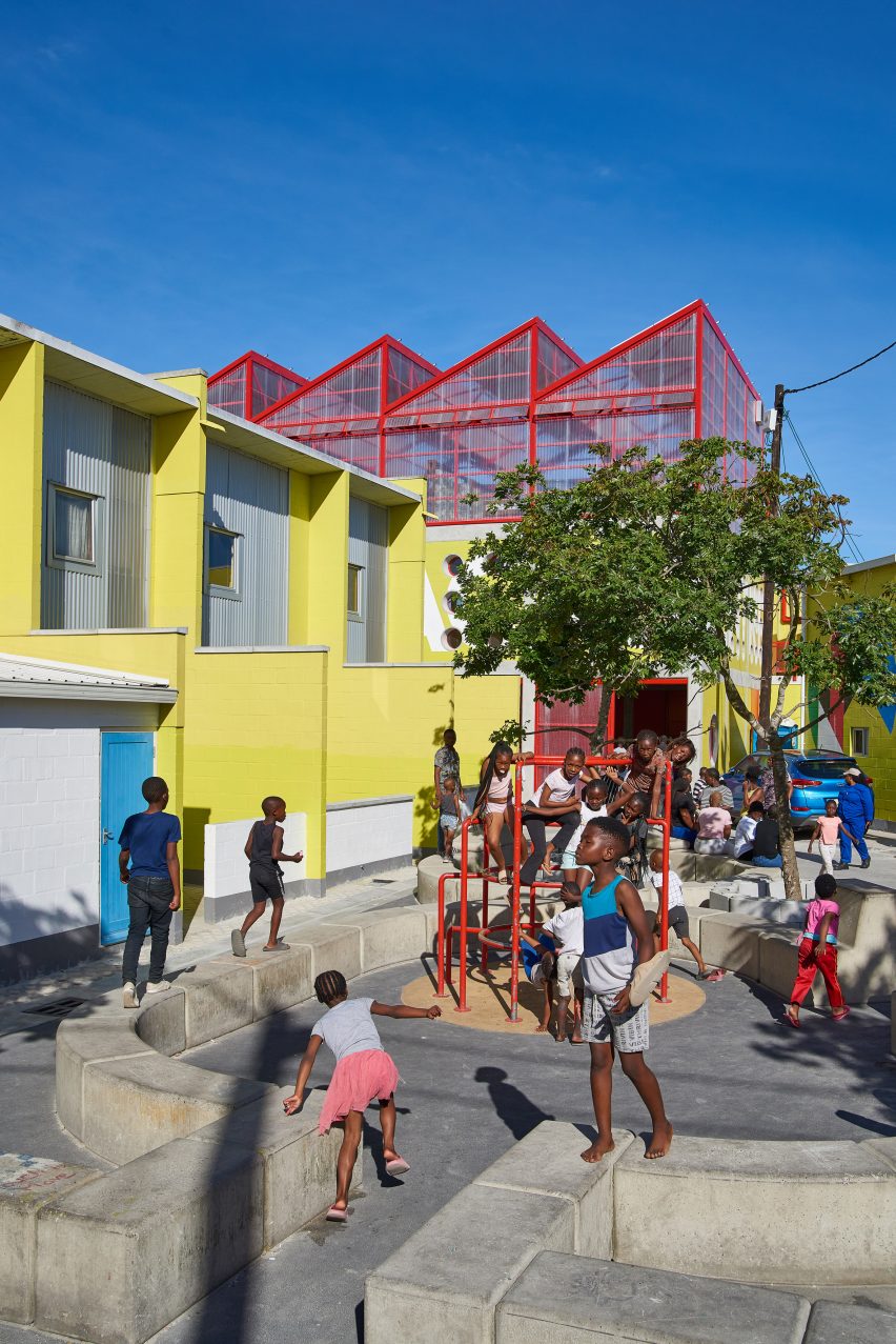 Soweto Caracas Community Centre by Empower