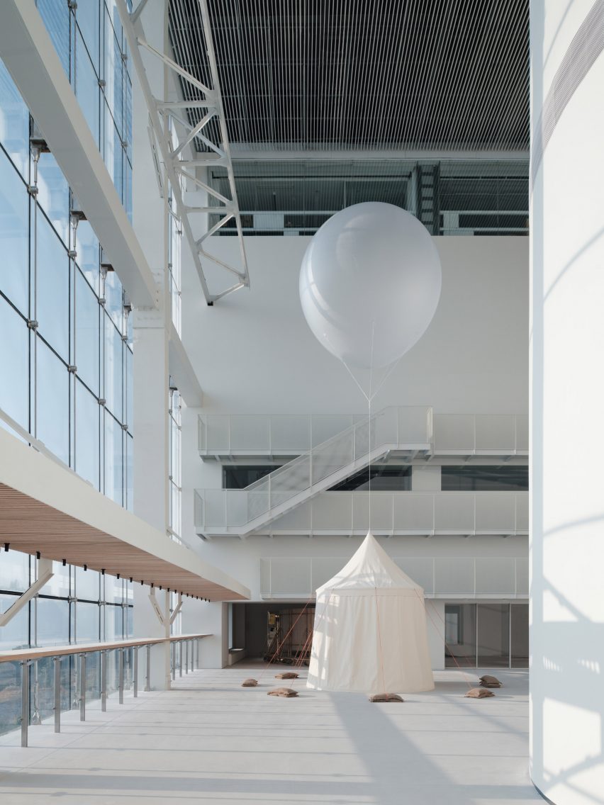 Espace Gabrielle Chanel in the Power Station of Art by Kazunari Sakamoto