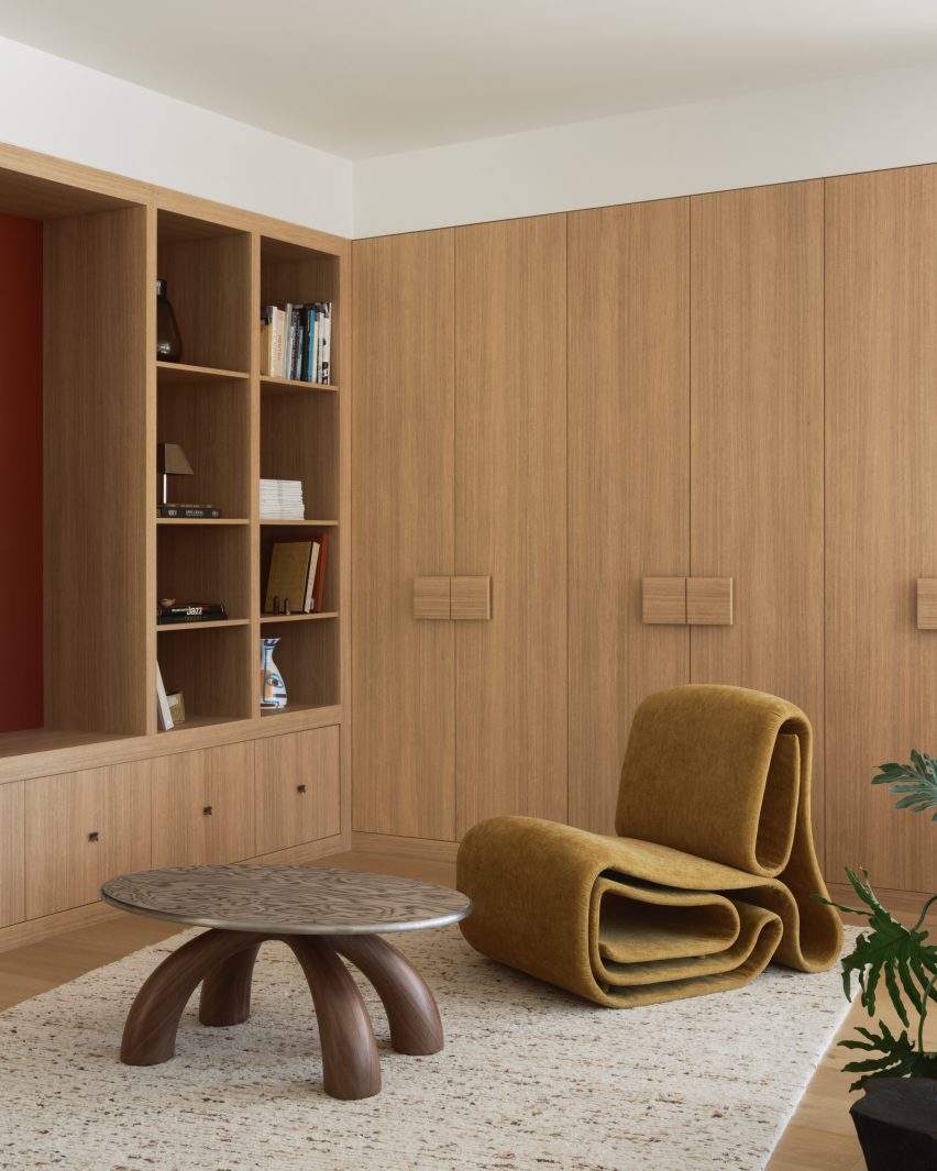 Ghezzi chair by Tom Black