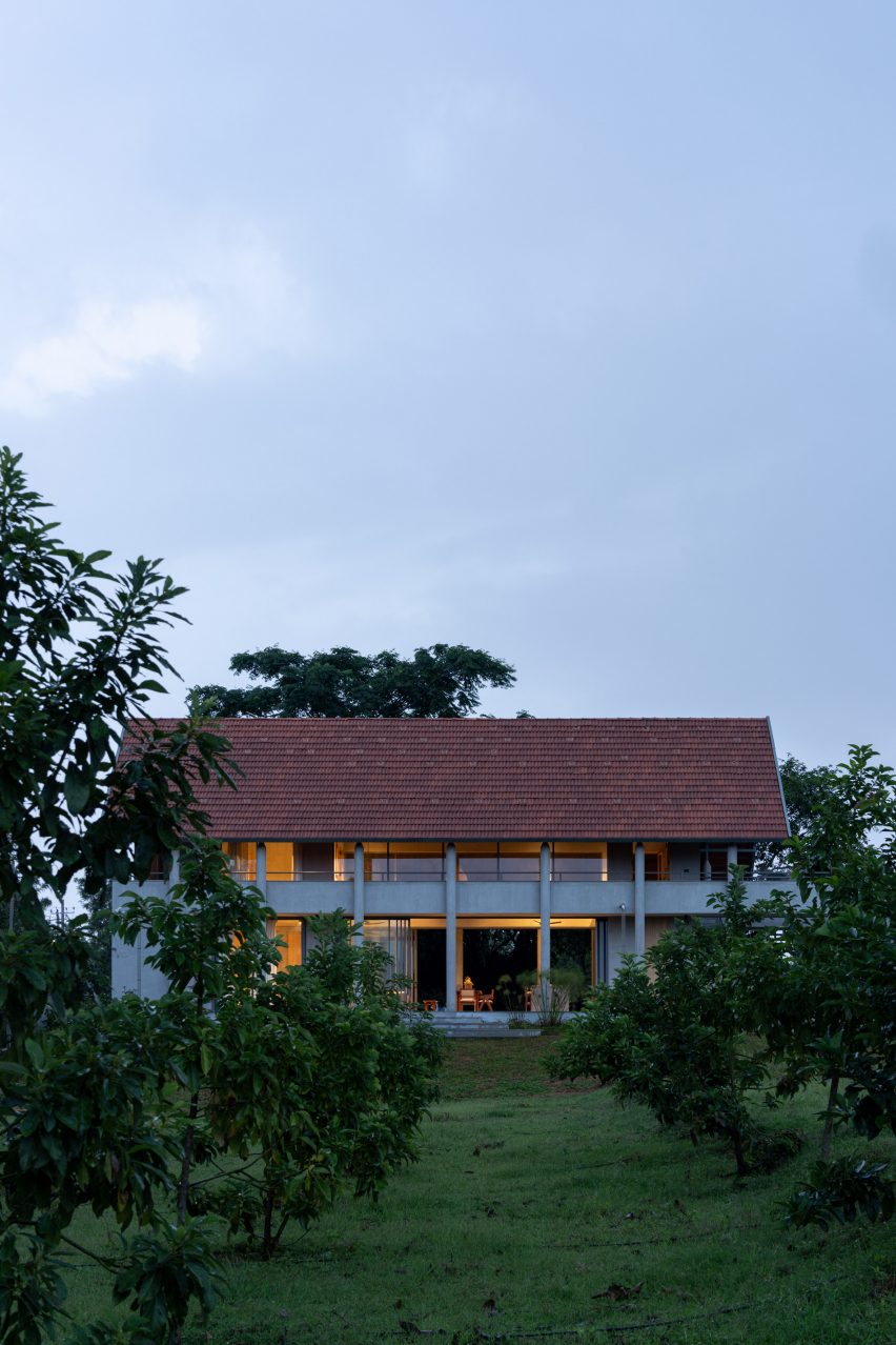 House by the Grove in India by Taliesyn