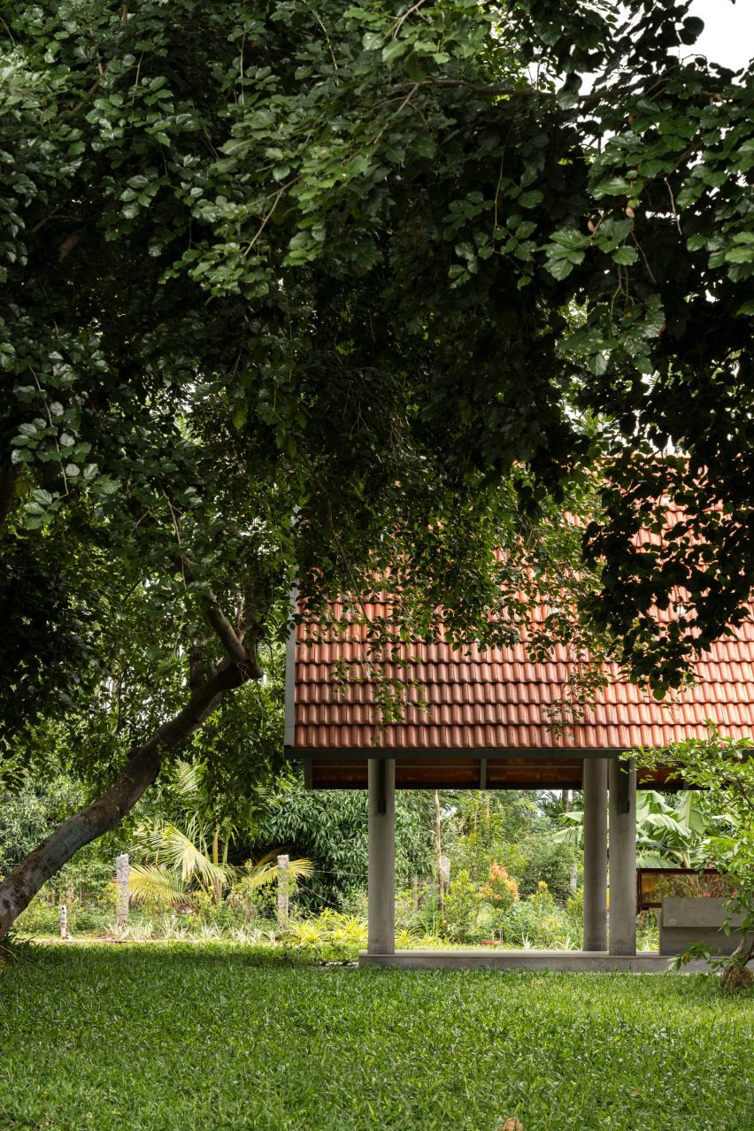 House by the Grove in India by Taliesyn