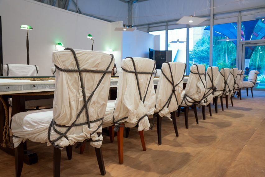 Design Mumbai cafe by Lucas Muñoz
