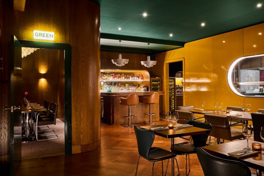 Motorino interior