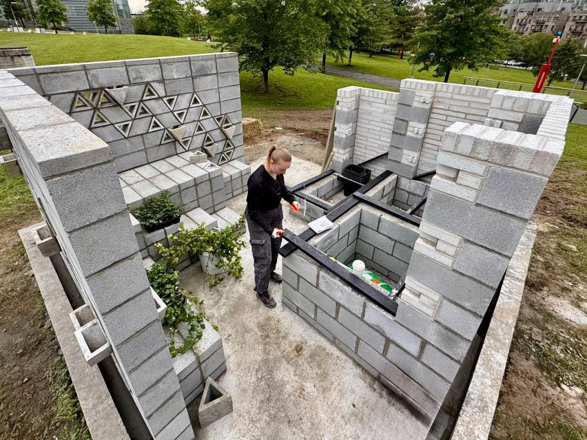 Green Wall – Building with Concrete Block by Allyson Cromwell, Fernanda Cadenillas, Nicholas Archacki, Fion Li, Sidney Mauricio, Juan Giraldo and Matthew Le Rouzic