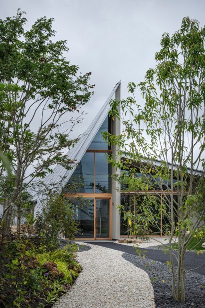 Entrance to workspace by Permanent