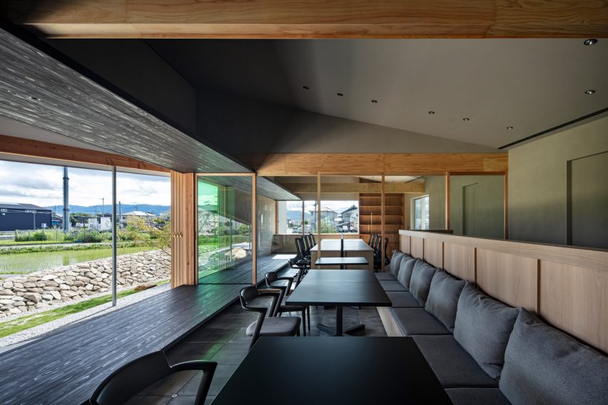 Office in Hashima by Permanent
