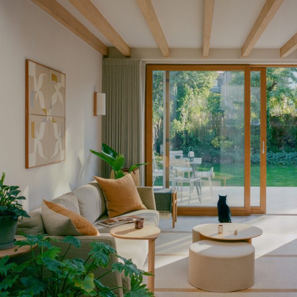 Catalog House by Pend