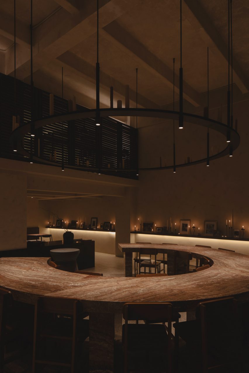 Savvia by WORC Studio