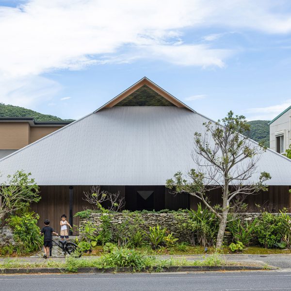 Amami House by Sakai Architects