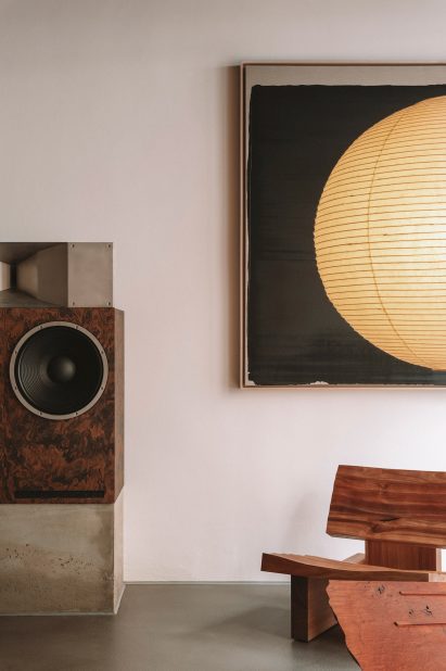 Small seating area in Hamburg cafe