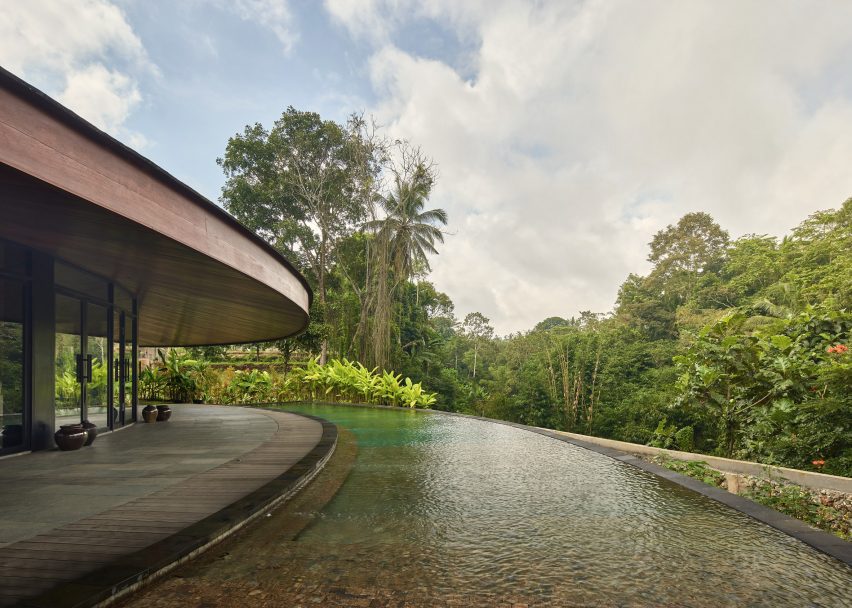 Villa Omah Prana by Alexis Dornier