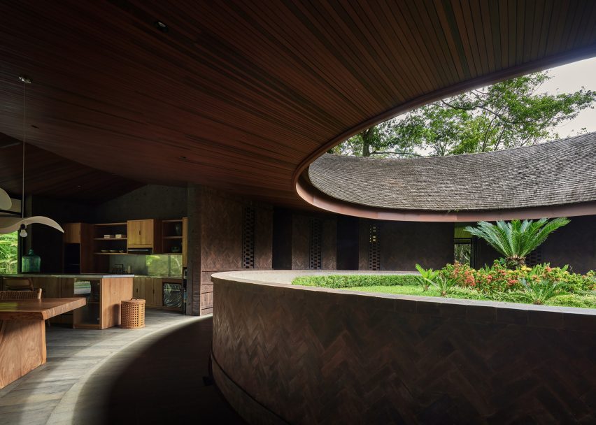 Villa Omah Prana by Alexis Dornier