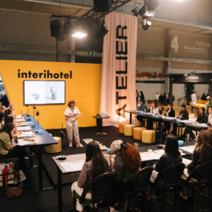 Photo of talk at Interihotel event