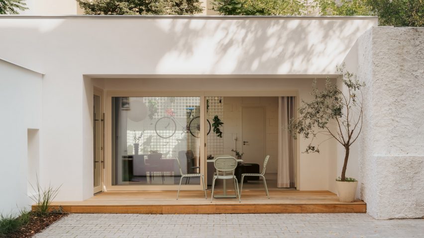 Bakery conversion in the Czech Republic by Bek Arch