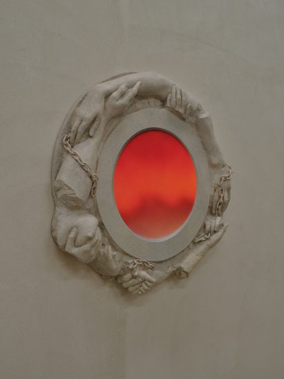 Circular portal