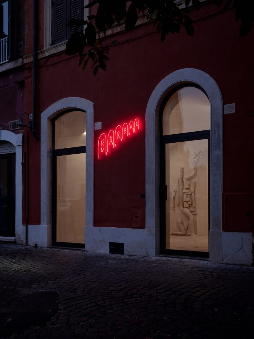 Bar Far, Rome