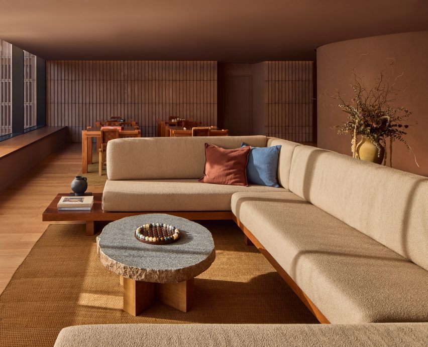 Bergen by DXR Studio
