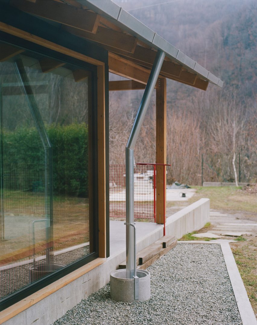 Downpipe of Casa BM by Errant Architetture