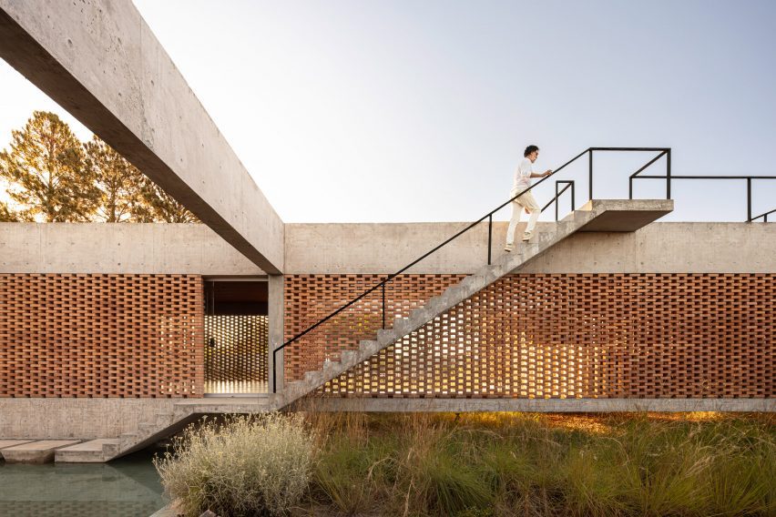 Casa Tupin in Brazil by Bloco Arquitetos