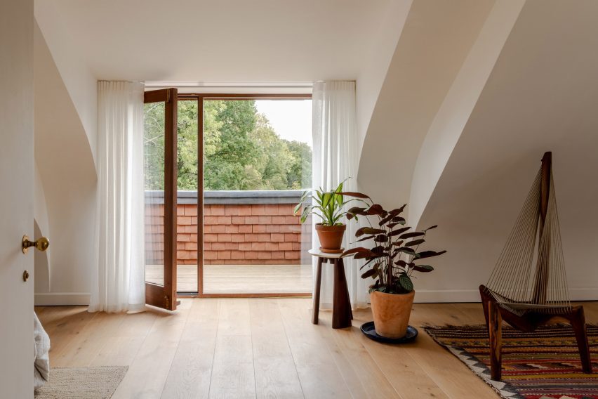 Balcony in Clay Rise by Templeton Ford
