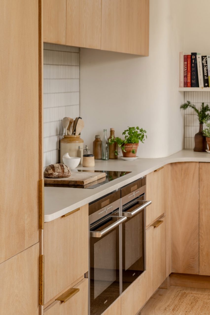 Kitchen counter in Clay Rise by Templeton Ford