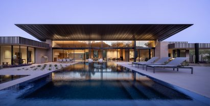 Exterior of Desert Fairway Residence by Kendle Design Collaborative